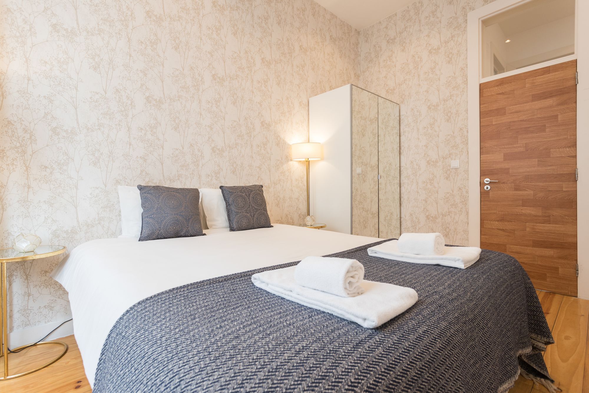 Modern Baixa By Lu Holidays Apartment Lissabon